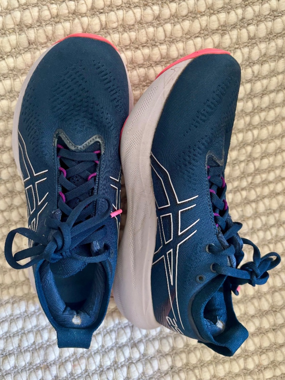ASICS gel nimbus sneakers